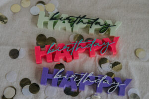 Happy Birthday Schriftzug