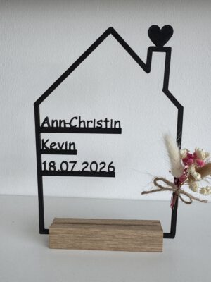 „Unser Zuhause“ – personalisierte Haus-Deko zum Einzug